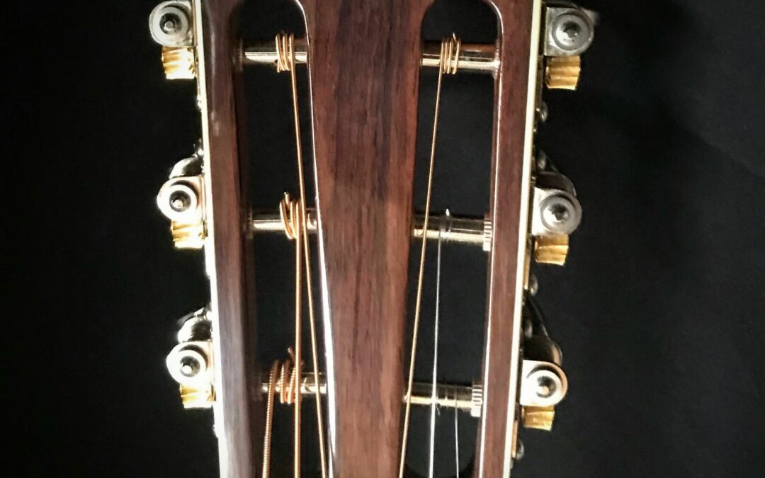 G-70 Slotted Headstock